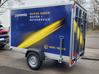 Fahrzeugfolierung/Anhänger/Werbetechnik - Reifen Baack