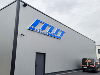 Beschilderung/Leuchtschild/Werbetechnik - MST Mannel